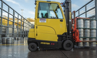 SPECIALLY ENGINEERED HYSTER® LIFT TRUCKS REFRESH OPERATIONS AT HEINEKEN