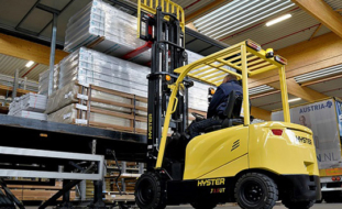 NEW 3 AND 4 WHEEL ELECTRIC FORKLIFTS FROM HYSTER