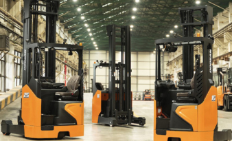 Doosan launches productivity-boosting 9-Series reach trucks