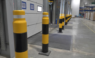 BRANDSAFE MODULAR GOALPOST SYSTEMS FOR ADDED WAREHOUSE DOOR PROTECTION