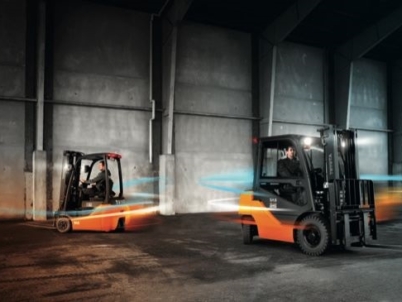 Toyota’s Iconic SAS forklift technology turns 25