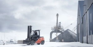 Protect your forklift fleet and personnel whatever the weather