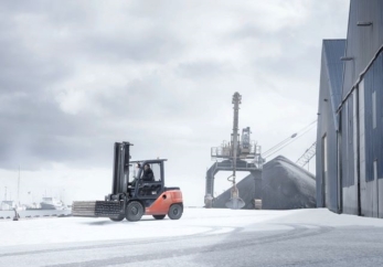 Protect your forklift fleet and personnel whatever the weather