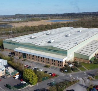 Jungheinrich scores A* in supporting educational resources supplier’s zero-carbon journey