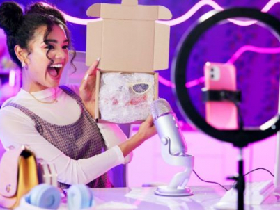 AUTHENTICITY SELLS: WHY GREAT INFLUENCER CAMPAIGNS DEPEND ON GREAT FULFILMENT