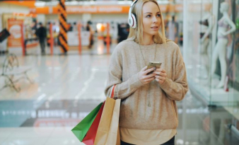 58% of retailers are ready to give AI control but 37% of consumers demand the final say
