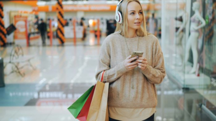 58% of retailers are ready to give AI control but 37% of consumers demand the final say